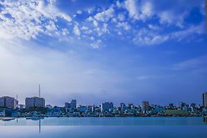 3BRs Luxury Apartment Cityview