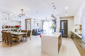 3BRs Luxury Apartment Cityview