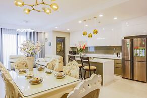 3BRs Luxury Apartment Cityview