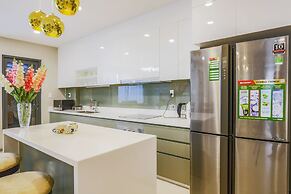 3BRs Luxury Apartment Cityview