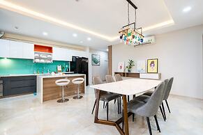 3BRs Luxury Apartment Cityview