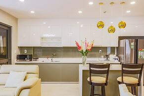 3BRs Luxury Apartment Cityview