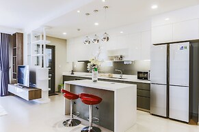 3BRs Luxury Apartment Cityview