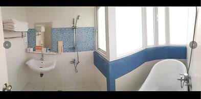 Huaxiang Hotel - Zuoying