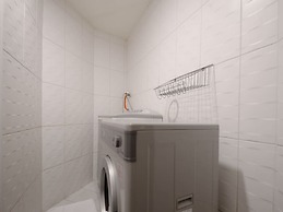 Huaxiang Hotel - Zuoying