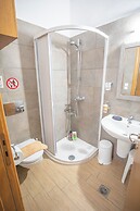 CALLIOPE MAILLE STUDIOS & APARTMENTS