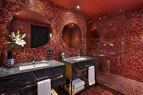 Stories Boutique Hotel