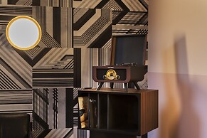 Stories Boutique Hotel