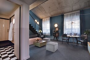 Stories Boutique Hotel