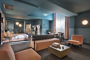 Stories Boutique Hotel