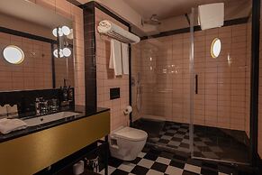 Stories Boutique Hotel