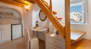 Strogili Traditional Houses