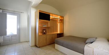 Strogili Traditional Houses