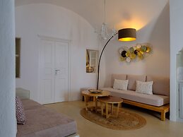 Strogili Traditional Houses