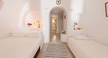 Strogili Traditional Houses