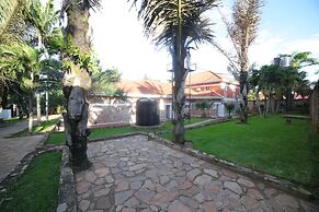Entebbe Palm Hotel