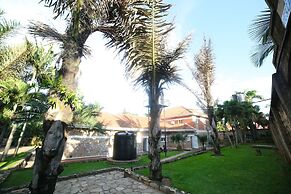 Entebbe Palm Hotel