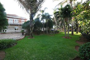Entebbe Palm Hotel