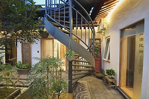 Simple Palace - Hostel