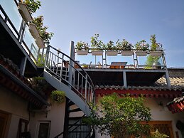 Simple Palace - Hostel