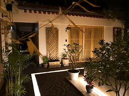 Simple Palace - Hostel