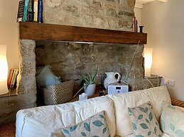 Tresowes Green Cottage