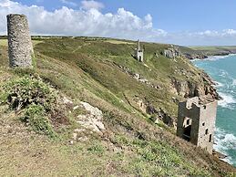 Tresowes Green Cottage