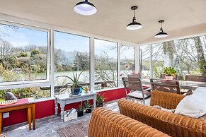 Tresowes Green Cottage