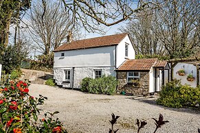 Tresowes Green Cottage