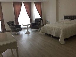 Myhouse Gold