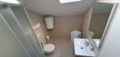 Apartments and Rooms Zvjezdana