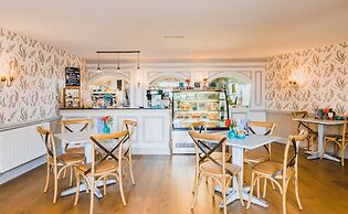 Fermain Valley Hotel