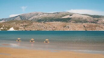 Daphne's Boutique Apartments