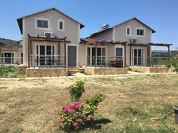 Daphne's Boutique Apartments