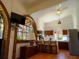 Bugambilias studio by Las Palmas