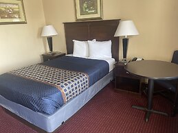 Carom Inn a Travelodge by Wyndham Denham Springs/Baton Rouge