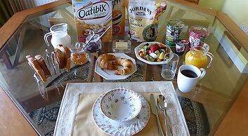 A. B&B - Glastonbury