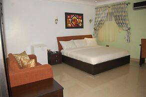 BEN AUTO guest house