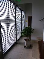 Madame Lynch Hotel Boutique