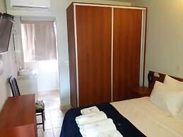 Madame Lynch Hotel Boutique