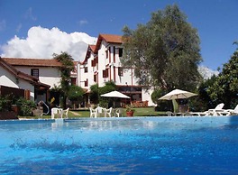 L'Hirondelle - Adults Only