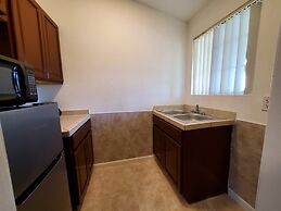 Europa Inn & Suites