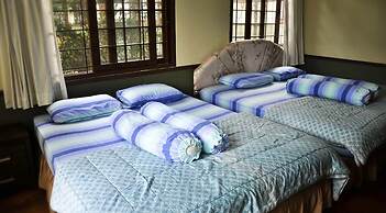 Villa Kota Bunga Ade