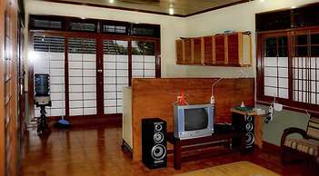 Villa Kota Bunga Ade