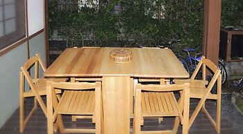 Villa Kota Bunga Ade