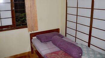 Villa Kota Bunga Ade