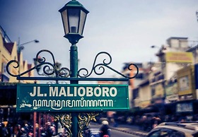 Metro Malioboro Living