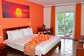 Sunset Reef Resort & Spa
