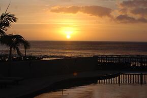 Sunset Reef Resort & Spa