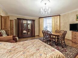 Friends apartment on Nevsky 112-2